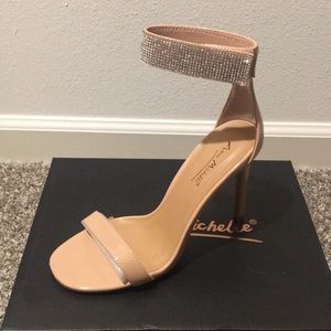 Women heeled sandals, nude color with bling strap